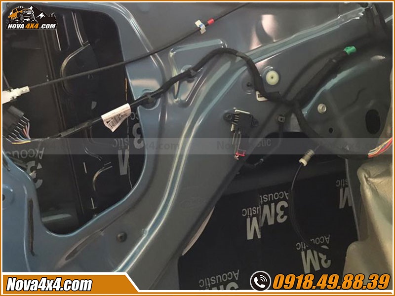 Độ cách âm chống ồn cho xe bán tải Triton Ford Ranger Navara Hilux BT50 Dmax Colorado